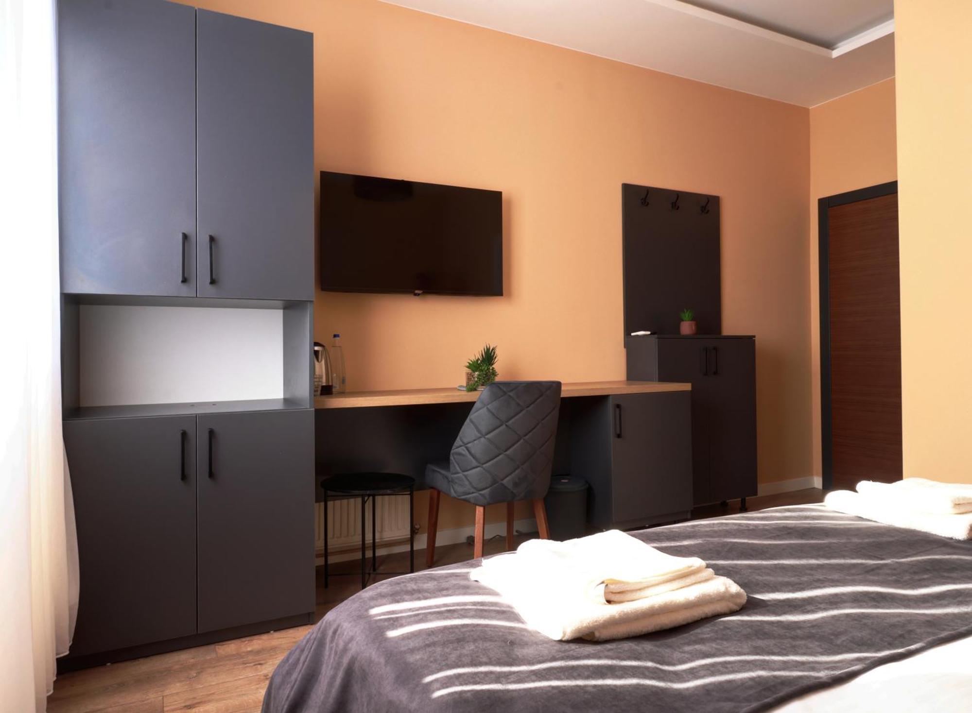 Midtown Prishtina Stays - Central Location Приштина Экстерьер фото
